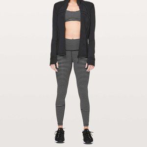 Lululemon Wunder Under High-Rise Tight *Luxtreme 28" Stripe Black White Size 4